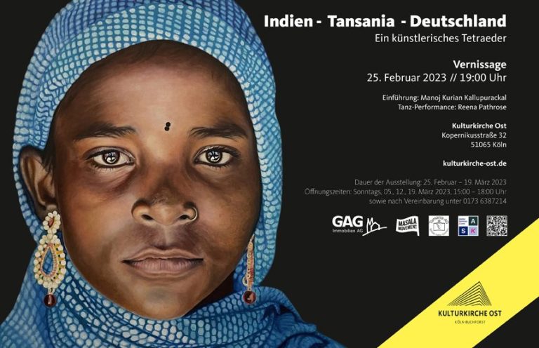Porträt eines indischen Mädchens mit traditioneller Kopfbedeckung und Schmuck auf dem Plakat einer Kunstausstellung