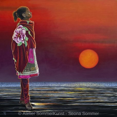 Ölporträt: Ein indisches Mädchen in traditioneller Kleidung steht am Meer vor einem Sonnenuntergang.