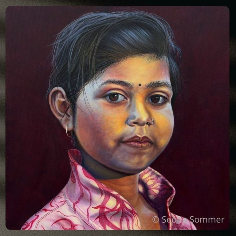 Seona Sommer malt ein Kinderporträt Seona Sommer malt das überdimensionale Gesicht eines Mädchens mit großen, ausdrucksvollen Augen.